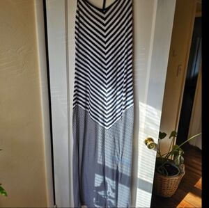 Soft Maxi Derek Heart Navy and White Striped Dress